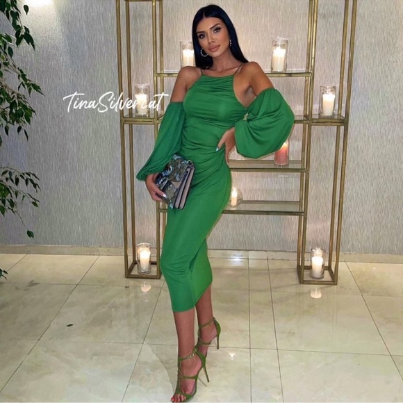 BLOGGERS FAVE!! Zara Long Dress With Gathered Details Green - Picture 5 of 17